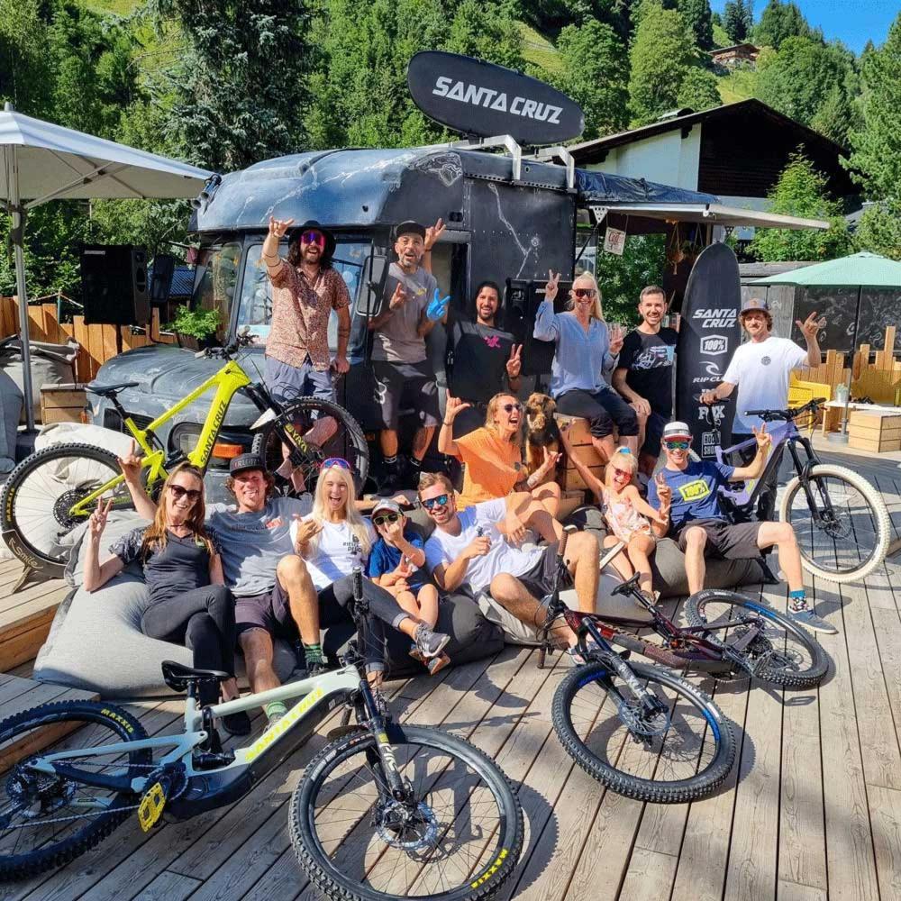 Skill Mountain Lodge - Ski Und Bike Hostel Im Sommer Mit Joker Card Saalbach-Hinterglemm Exterior photo